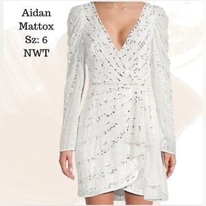 Aidan Mattox Sequin Mini Dress 6 White Long Sleeve Deep V Neck Cocktail …